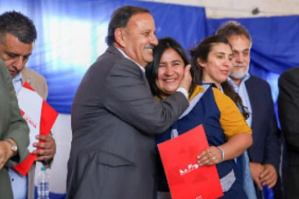 El gobernador Ricardo Quintela reafirmó su compromiso con el interior provincial