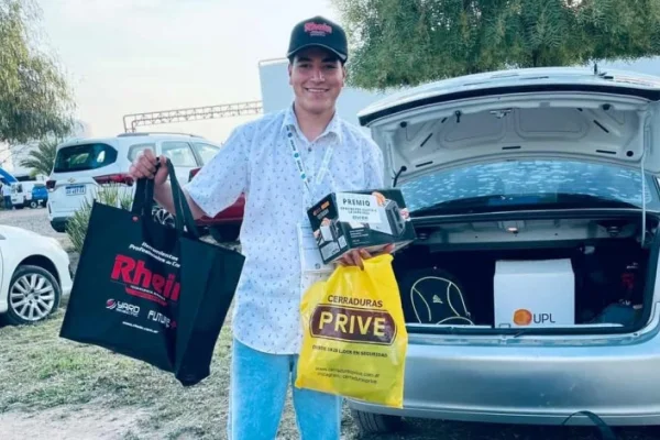 Juan Ignacio de Chepes fue premiado como el ferretero más joven del país en la Expo ENFER Mendoza 2025
