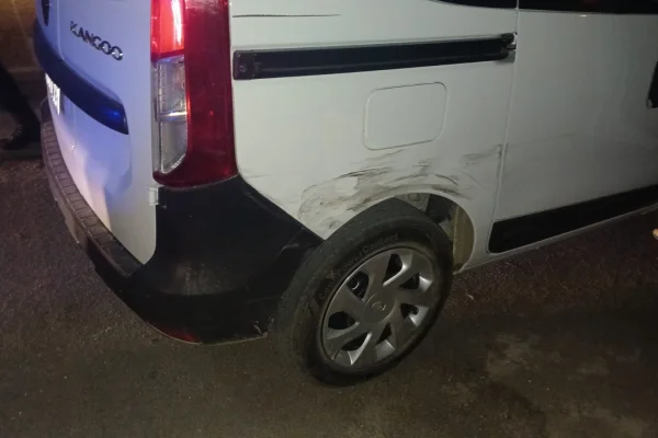 Manejaba ebrio, chocó y ternino demorado