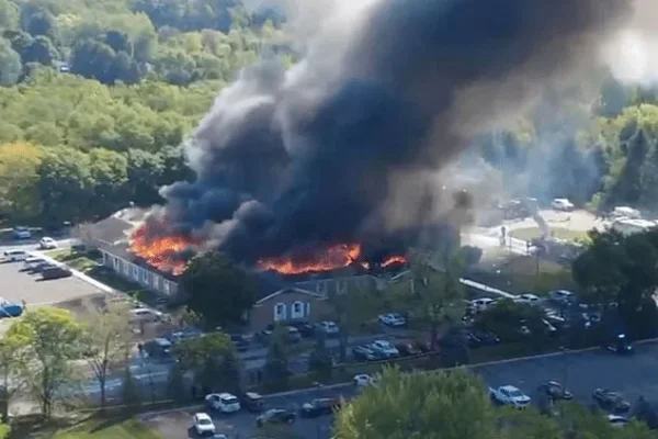 Atentado en una ilgesioa en Estado unidos dejó un muerto y varios heridos