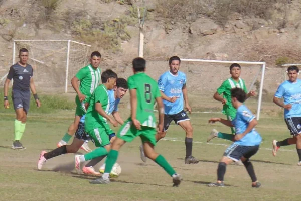 Anguinán derrotó a Atlético y aseguró su despedida
