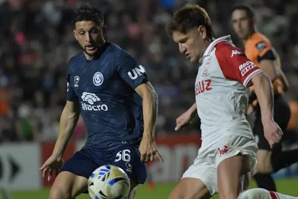 Huracán empató sin goles en su visita a Independiente Rivadavia