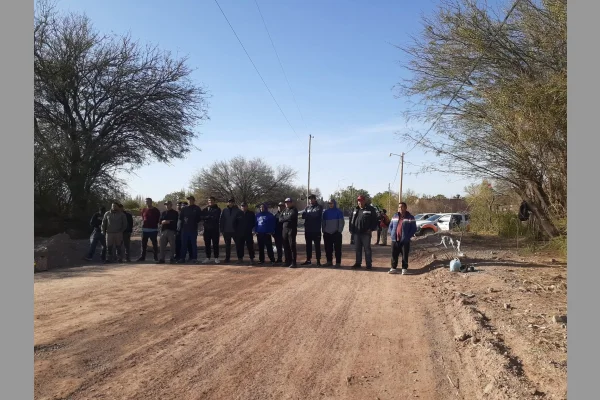 Autoconvocados de Guandacol levantaron el corte en la ruta minera