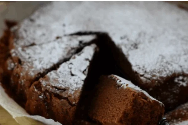 Budín de chocolate estilo suizo: la receta sin harina