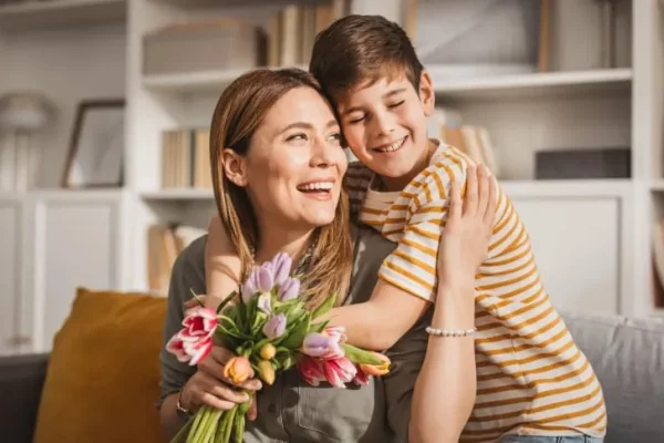 ¿Cuándo es el Día de la Madre en Argentina en 2025 y qué día cae?