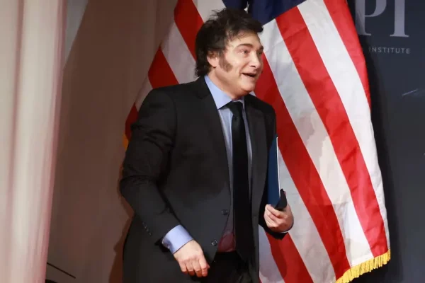 Milei desmintió que Trump pidió acuerdo político y dar de baja swap con China