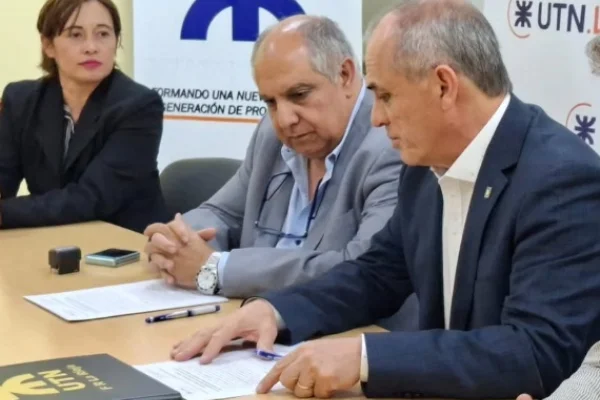Forman alianza para desarrollo académico y productivo