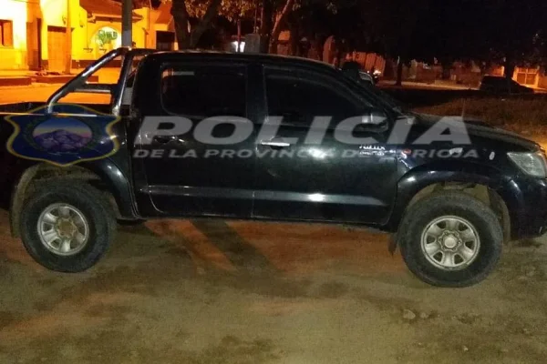 La Policia visitò un taller en el interior y secuestró un camioneta