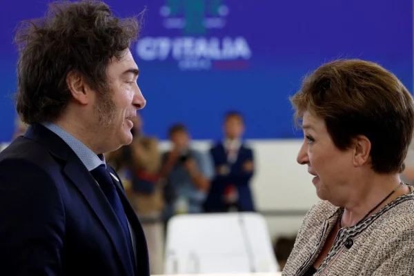 El FMI volvió a pedirle al Gobierno que acumule reservas y que trabaje por “un amplio apoyo político”