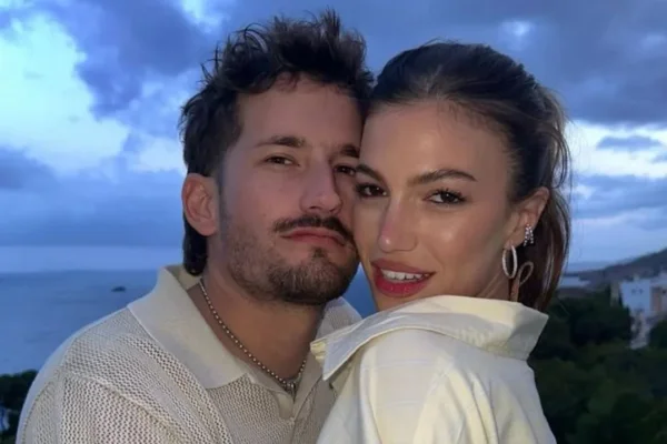 Stefi Roitman y Ricky Montaner desmintieron los rumores de separación con una contundente foto