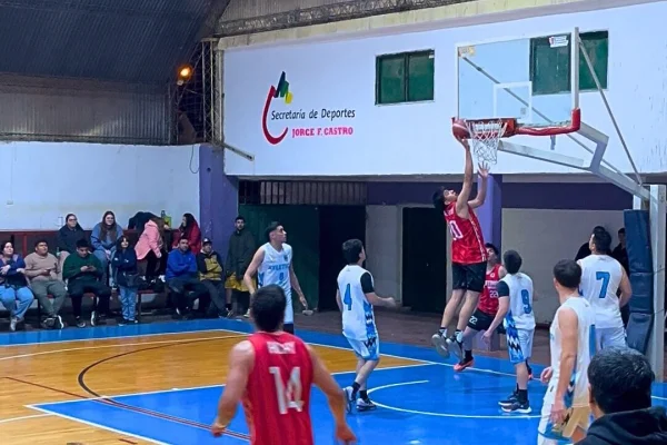 Básquetbol de Chilecito: Famatina se quedó con el invicto de Atlético