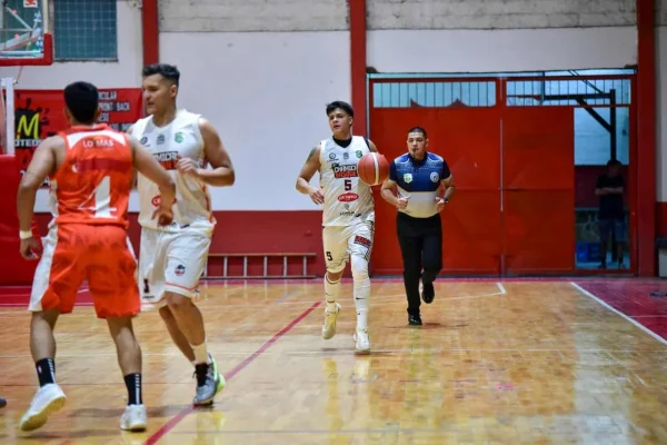 Chamical Básquet aplastó a Riojano y sube en el Pre Federal