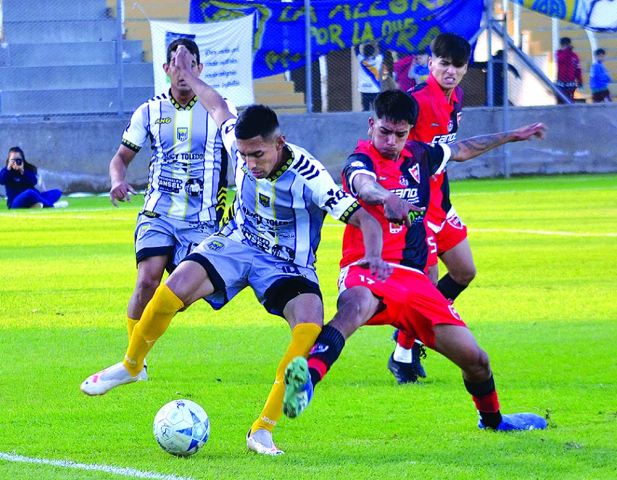 Andino y Defensores, dos de los tres representantes capitalinos.
