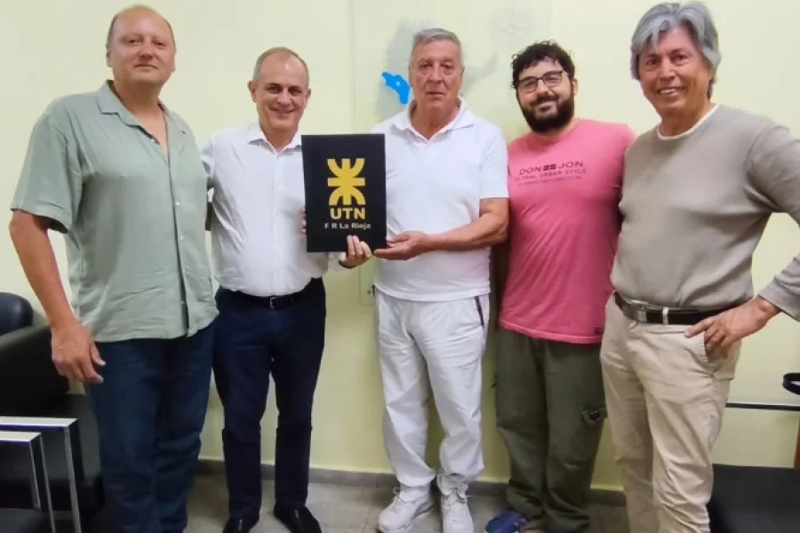 Apuestan al impulso de la industria riojana. Apuestan al impulso de la industria riojana.