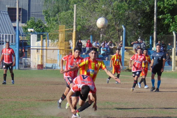Fútbol de Chilecito: El Santo se aprovechó de Los Andes y quedó segundo