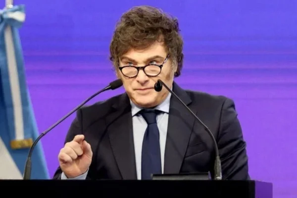 Milei confirmó que el lugar de Espert será ocupado por Diego Santilli