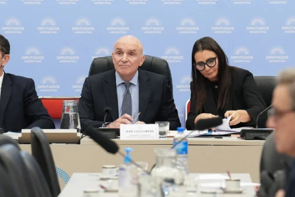José Luis Espert renunció a la Comisión de Presupuesto
