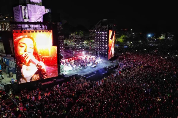 Nicki Nicole celebró el tricentenario de Rosario ante 250 mil personas