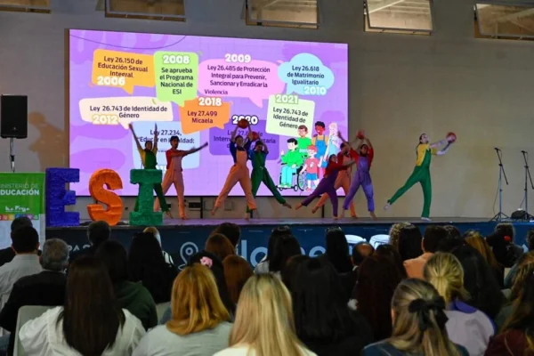 La provincia reafirma su compromiso con la ESI y promueve vínculos respetuosos en las escuelas