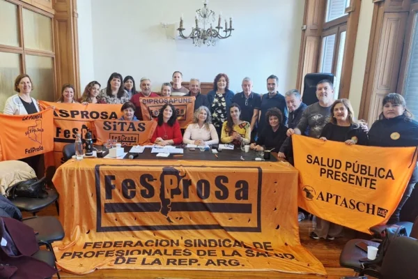 APROSLAR anunció paro indeterminado por retención de haberes a residentes