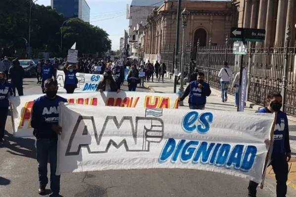 AMP confirma adhesión al paro nacional docente del 14 de octubre