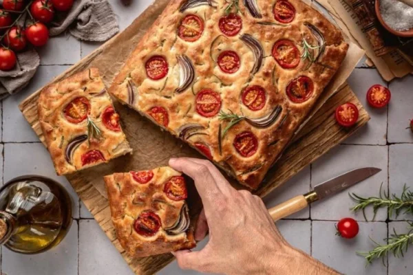 Focaccia rellena: una receta con mozzarella y tomates secos