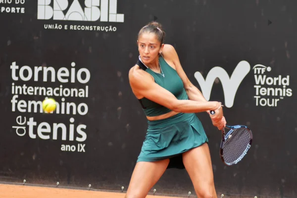 Tenis Profesional: Ortenzi avanza en Brasil