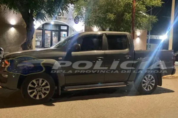 Secuestraron en La Rioja dos camionetas con pedido de captura desde Córdoba