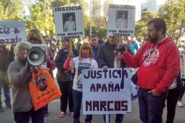 Realizan marcha en Chamical reclamando justicia en causas sin resolver