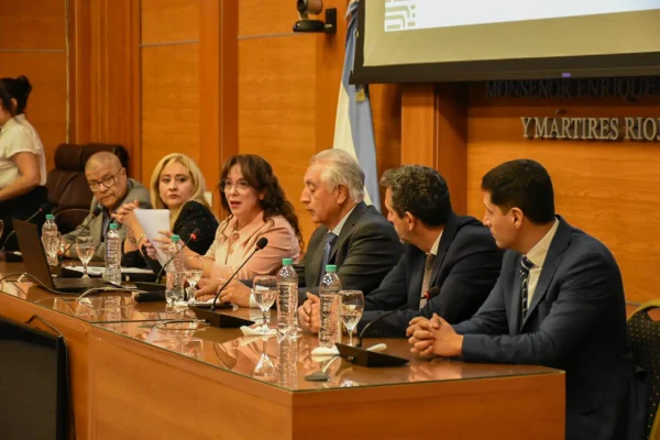 La Rioja presentó el Tribunal de Tratamiento de Drogas