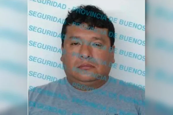 El narco peruano acusado de ser el dueño de la droga del triple crimen estuvo preso y salió libre por la pandemia del coronavirus
