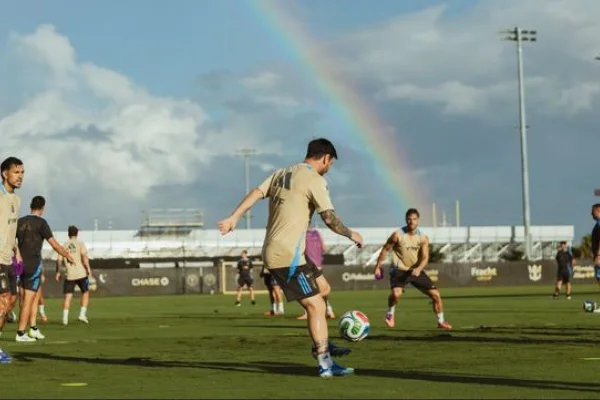 Con Messi en duda y de luto por Russo, Argentina vuelve al ruedo en Miami ante Venezuela
