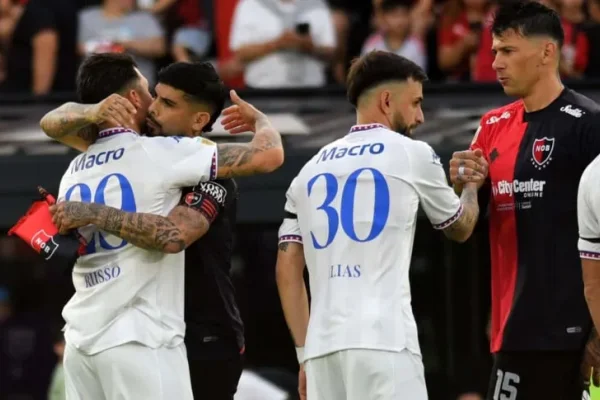 Newell's empató con Tigre en una noche caliente en Rosario