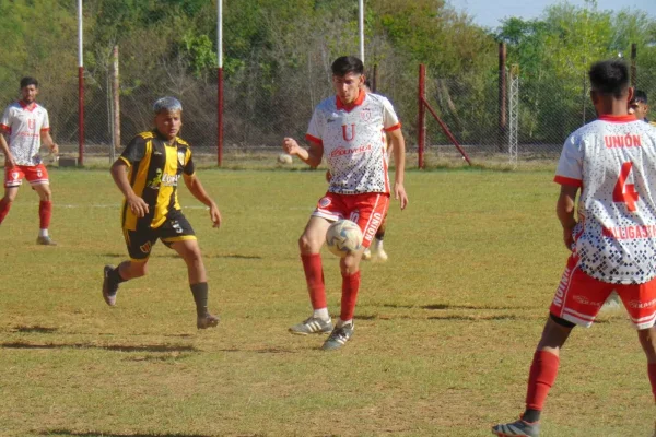 Unión lo dio vuelta ante Estrella Roja en la ida