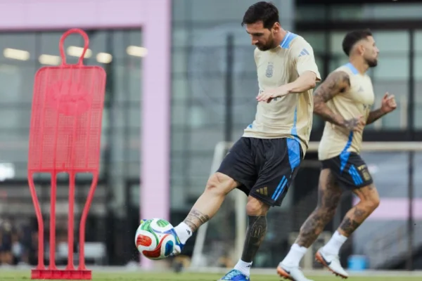 Lionel Messi volvió entrenar con la Selección argentina y crece la expectativa de que juegue ante Puerto Rico