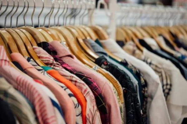 Las ventas minoristas cayeron un 4,2% interanual en septiembre y acumulan seis meses consecutivos en baja