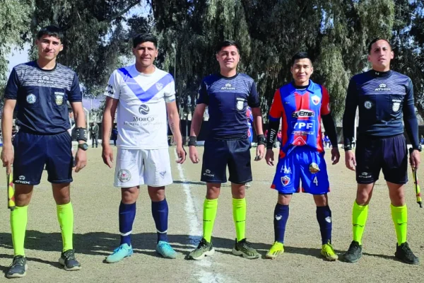Fútbol: El Torneo Oficial de la Liga del Oeste define a sus semifinalistas