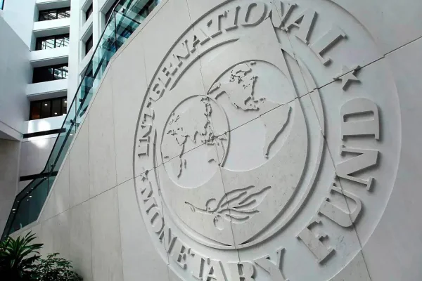 El FMI insiste: Argentina debe sumar reservas para recuperar crédito
