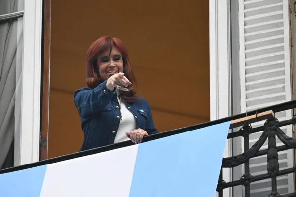 Cristina Kirchner advirtió que la economía está manejada a “control remoto” por EE.UU