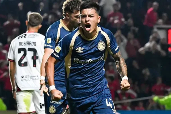 Argentinos Juniors superó por 3 a 1 a Newell's en el debut de Chiquito Romero