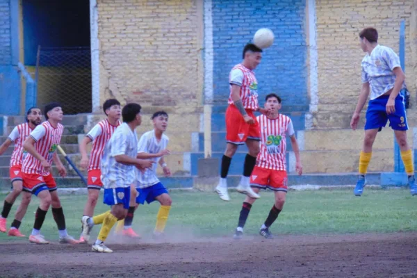 Los Andes arrancó con victoria frente a Defensores