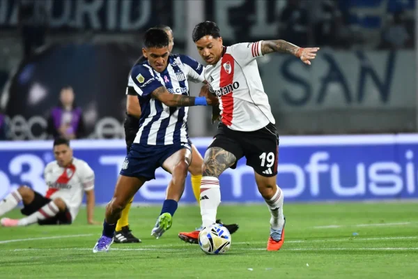 River superó a Talleres  en Córdoba