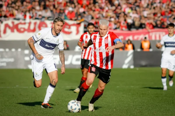 Estudiantes venció a Gimnasia en el clásico platense y es líder de la Zona A