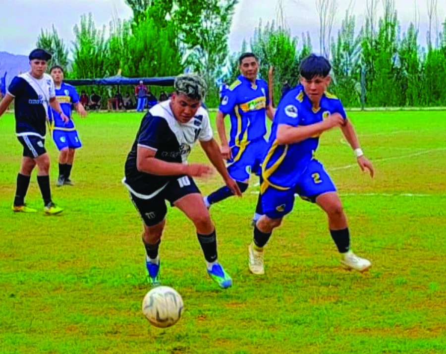 La Boca y San Vicente brindaron un emotivo 3-3.