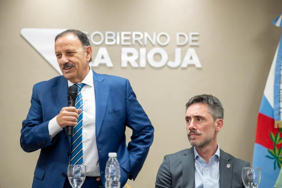 Ricardo Quintela junto al secretario general del CFI, Ignacio Lamothe