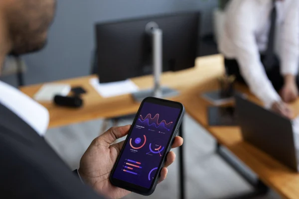Comparativa: ¿las apps de apuestas consumen muchos datos móviles?
