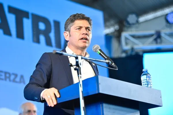 Axel Kicillof apuntó contra Caputo: 