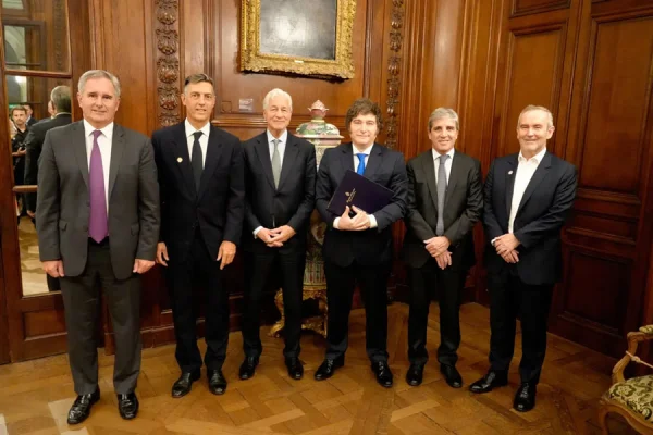 Milei participó de una cena con el CEO del JP Morgan