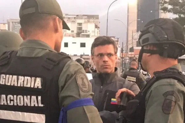 Maduro pidió retirar la nacionalidad al opositor Leopoldo López