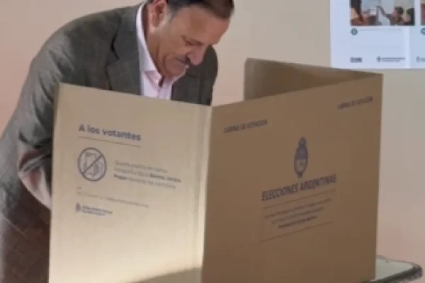 Quintela ya emitió su voto